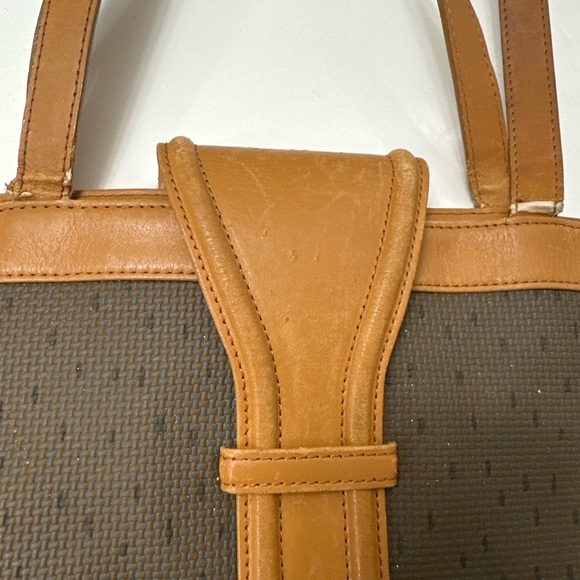 Elegant Brown and Tan Women's Tote Bag - Picture 2 of 4